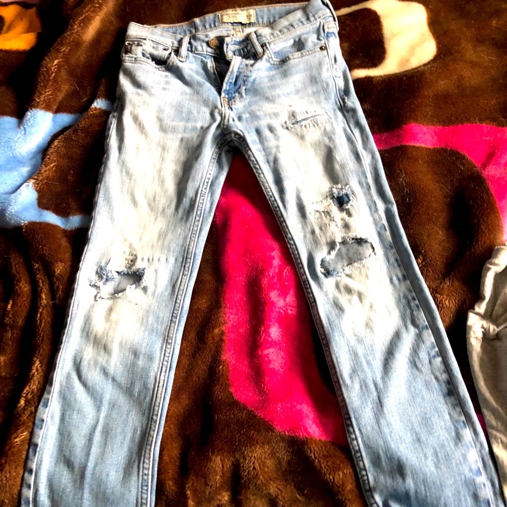 Boys ripped skinny jeans with denim patches
